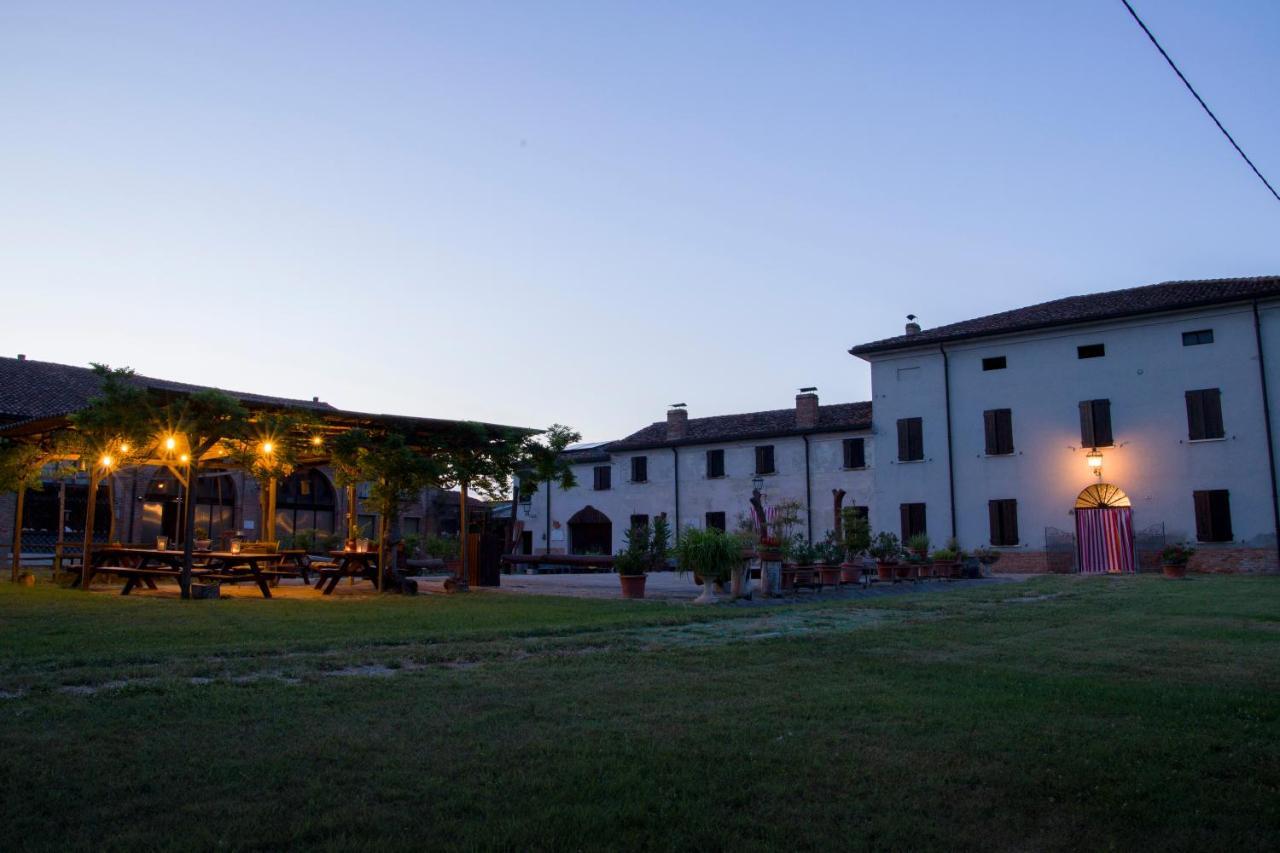 Agriturismo Corte Galvagnina Cesole Luaran gambar